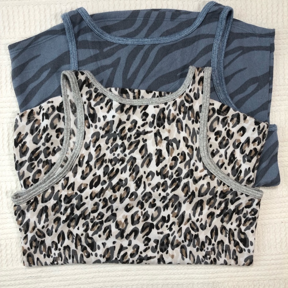 Live Love Lounge Neutral Animal Print Soft Pajama Tops Pair. Women’s XS - Picture 6 of 7